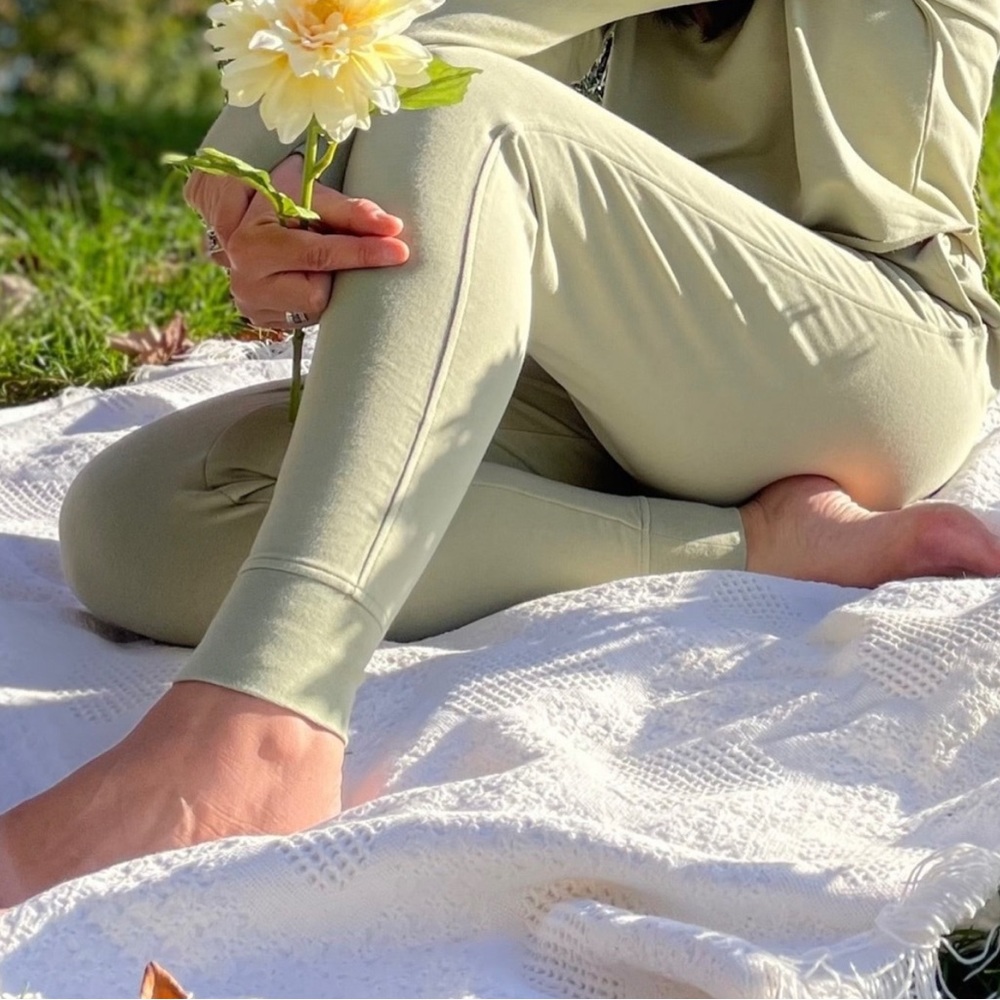 KNIX Good To Go Sweat Set